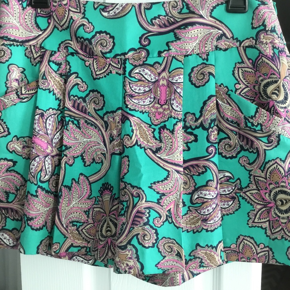 Loft shorts really cute 🥰